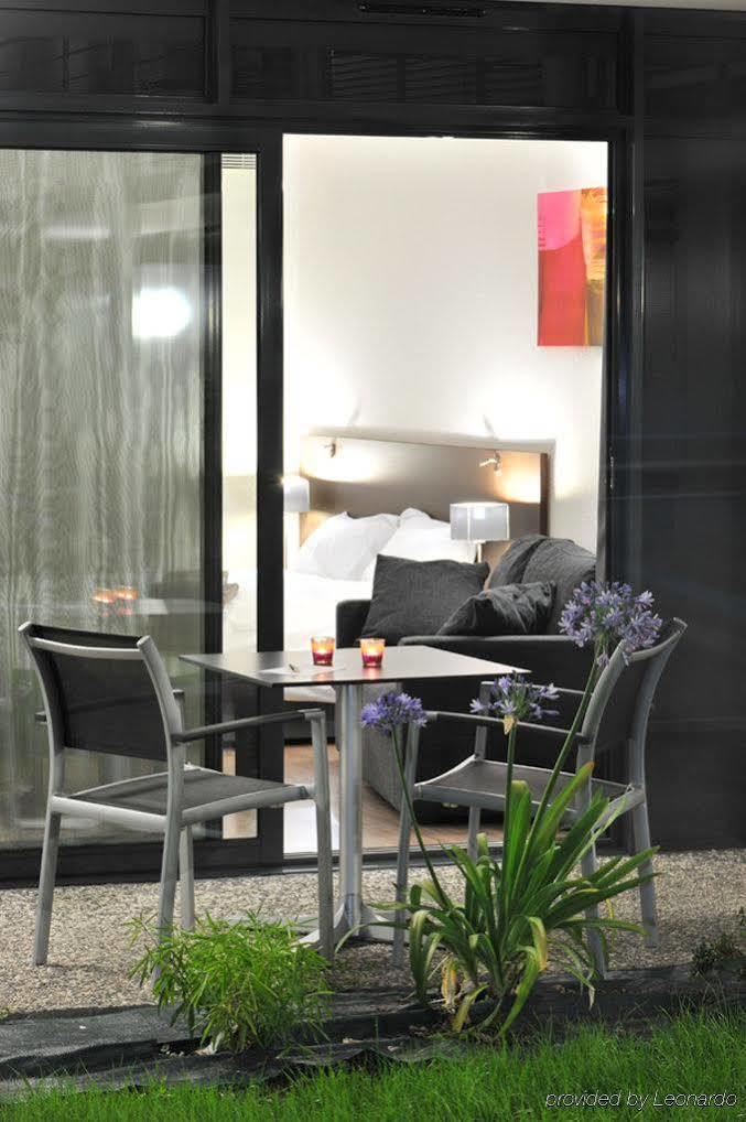 Hotel Eden Park Pau Est, Avec Piscine Стая снимка